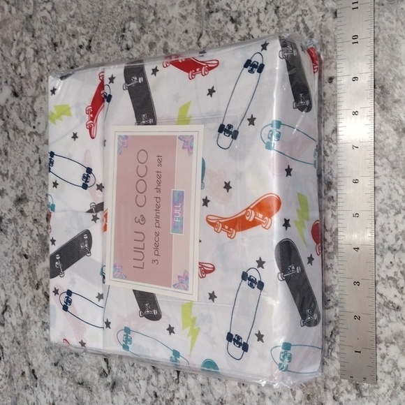 NWT LULU & COCO 3 piece full size printed Bed Sheet Set - Picture 1 of 5